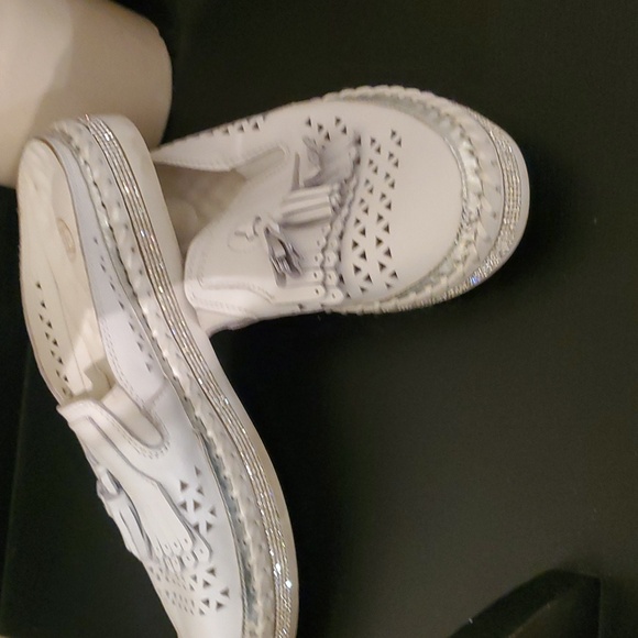 Super comfy White slip on loafers with sparkles - Picture 4 of 5